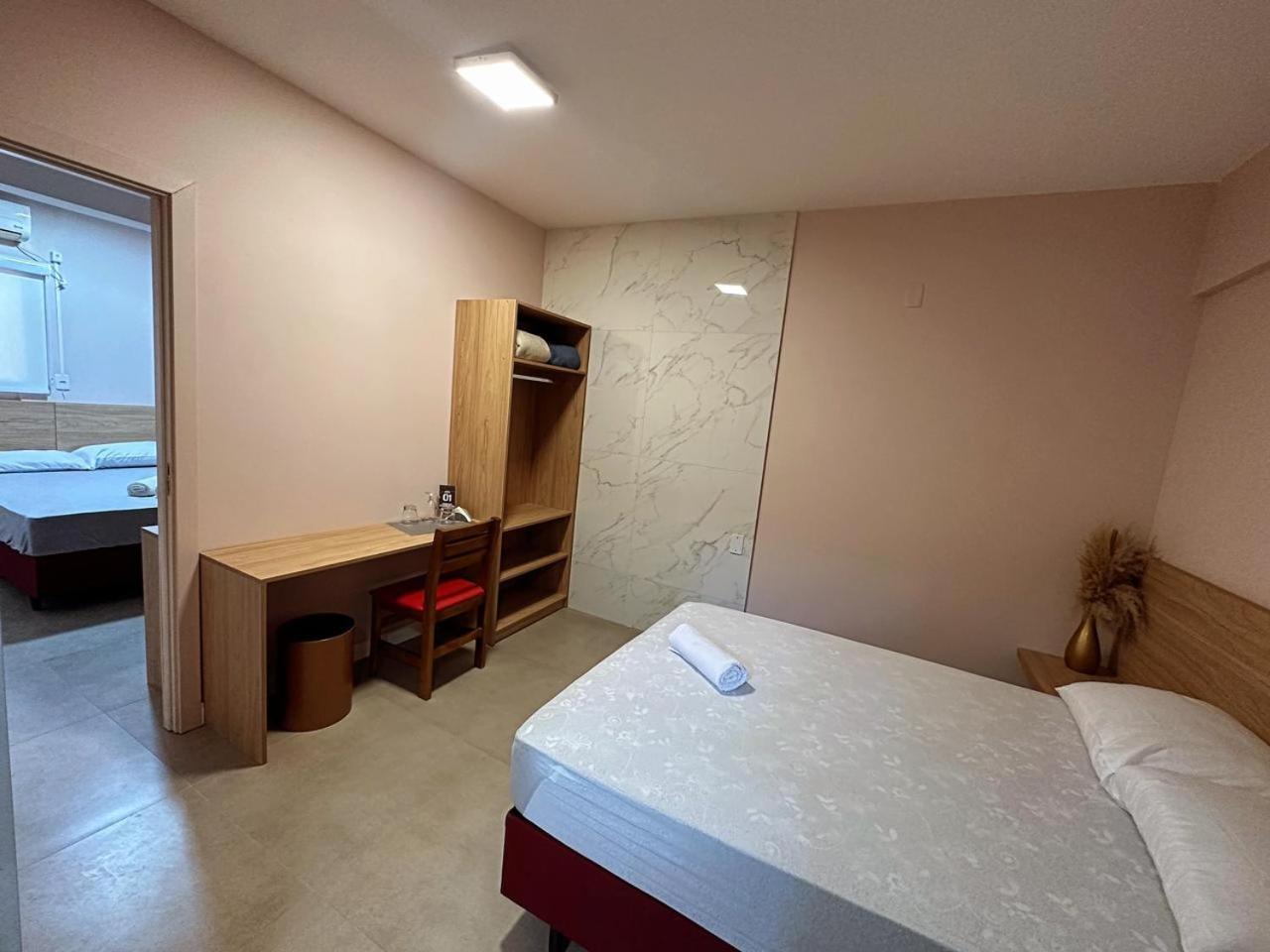 Balneário Camboriú Casa / Pousada Penelope Bed & Breakfast エクステリア 写真